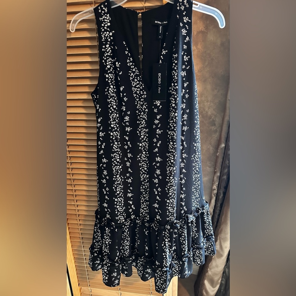 BCBG Paris brand floral mini dress black and white sleeveless dress
